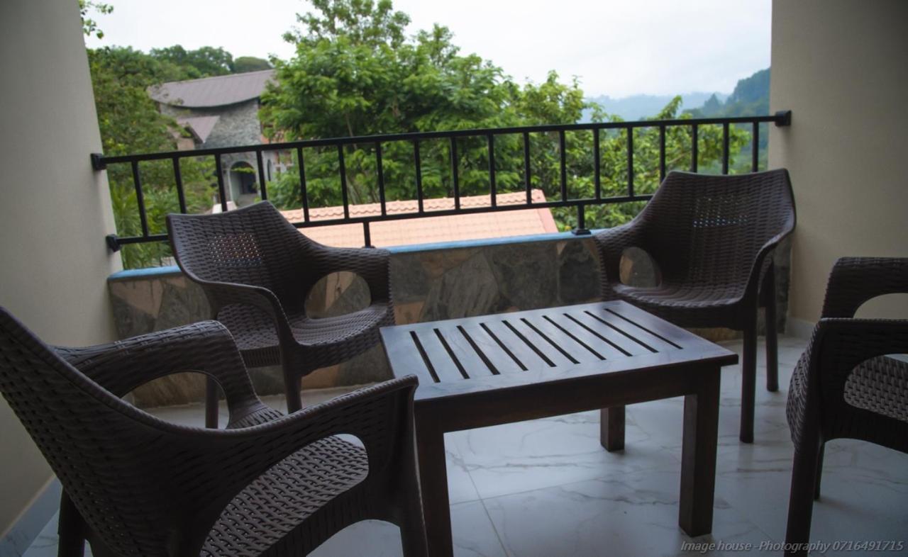 Ever Breeze Ella Hotel Ngoại thất bức ảnh
