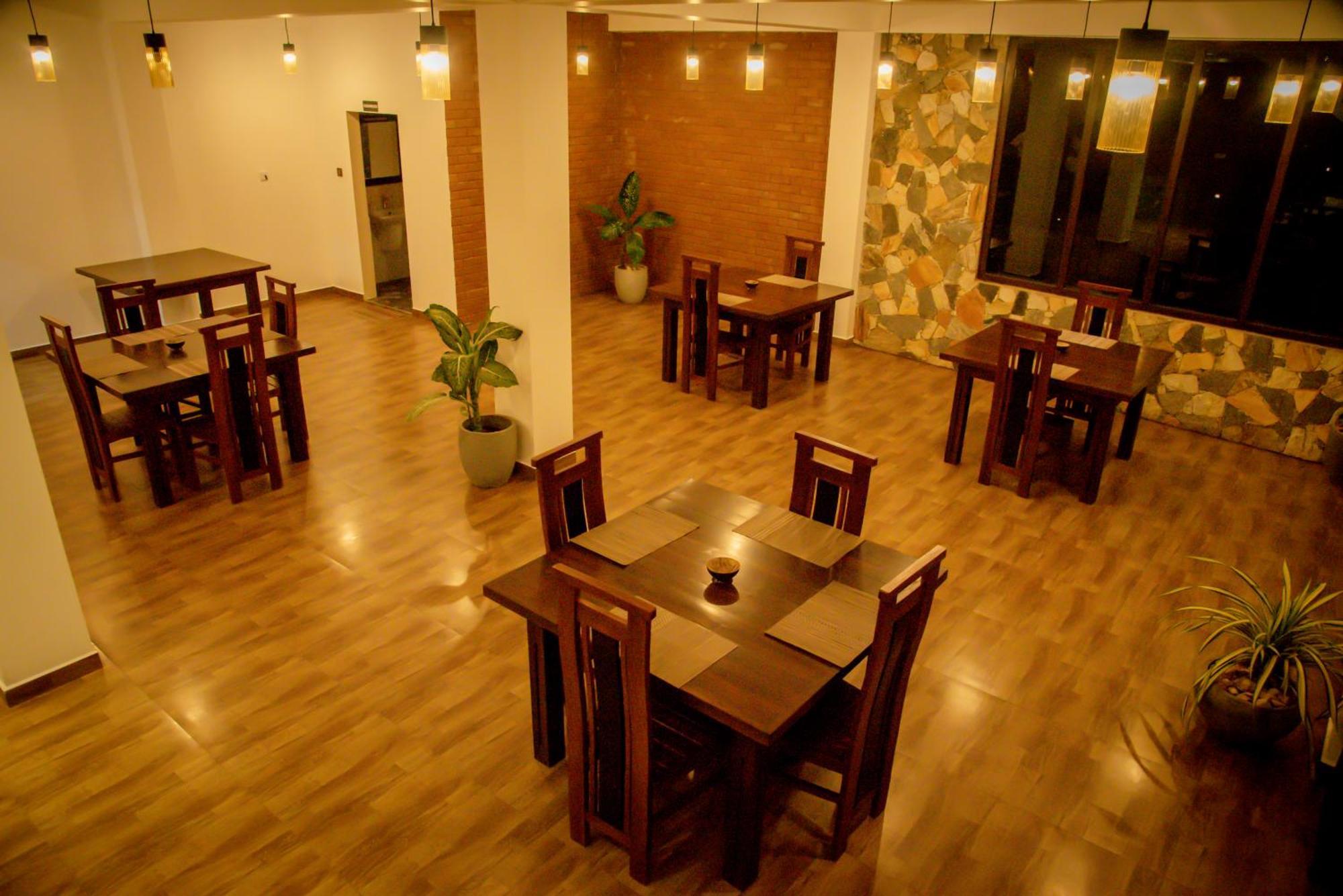 Ever Breeze Ella Hotel Ngoại thất bức ảnh