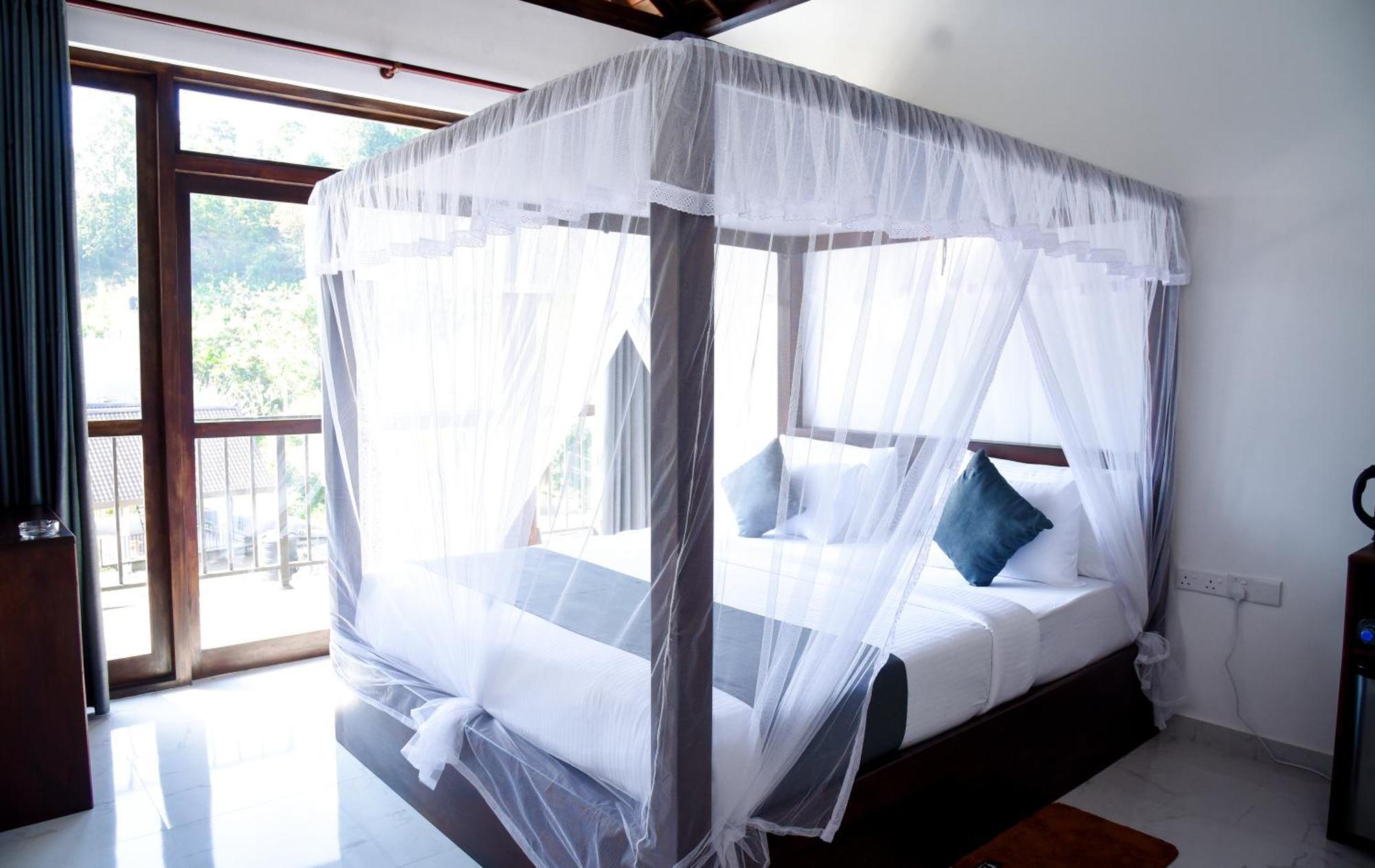Ever Breeze Ella Hotel Ngoại thất bức ảnh